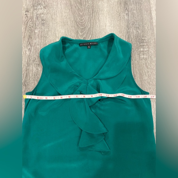 Top Emerald-Green-Antonio-Melani, material 100% Silk size XS - Picture 6 of 8